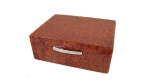 dunhill_humidor_amboyna_1032236147